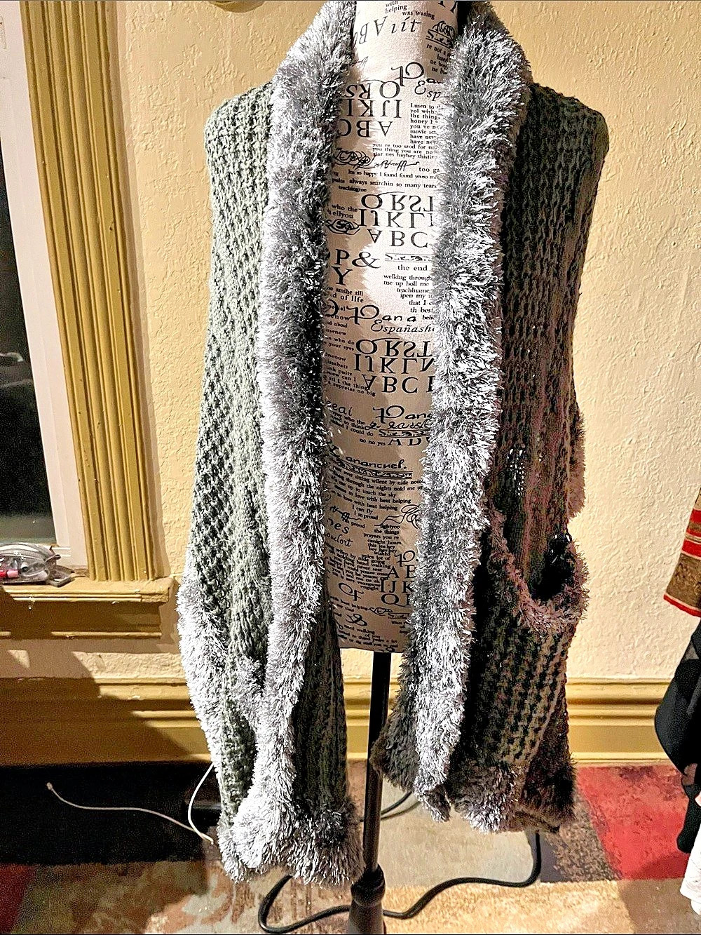 Noelle Furry Trim Knit Poncho in Gray Like New